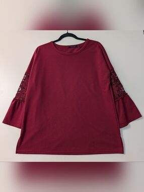 Doe & Rae Lace Sleeve Blouse Women’s Large Burgundy Boho Bell Sleeve Top